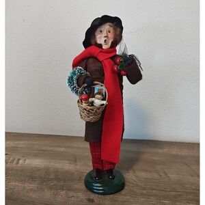 Byers Choice The Carolers Woman with Basket 1998 Christmas Figurine Brown Red